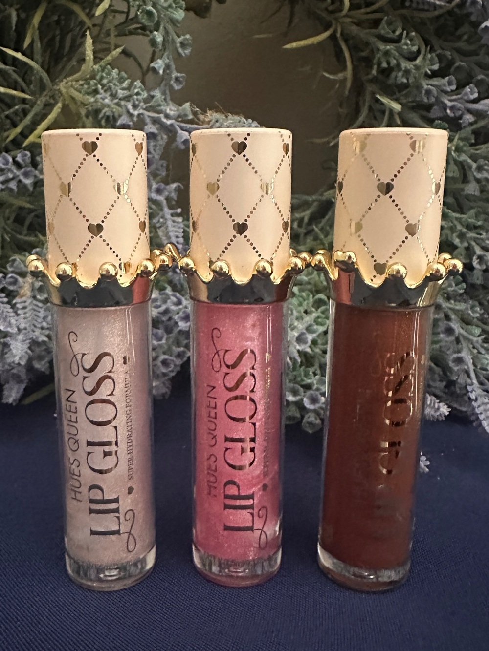 Hues Queen Shimmer Lip Gloss